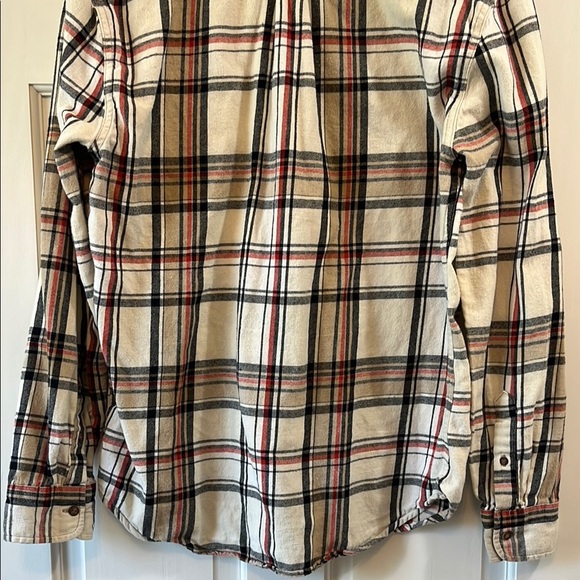 Levi's Button Down 100% Cotton Flannel Shirt - Size Large - Picture 9 of 13